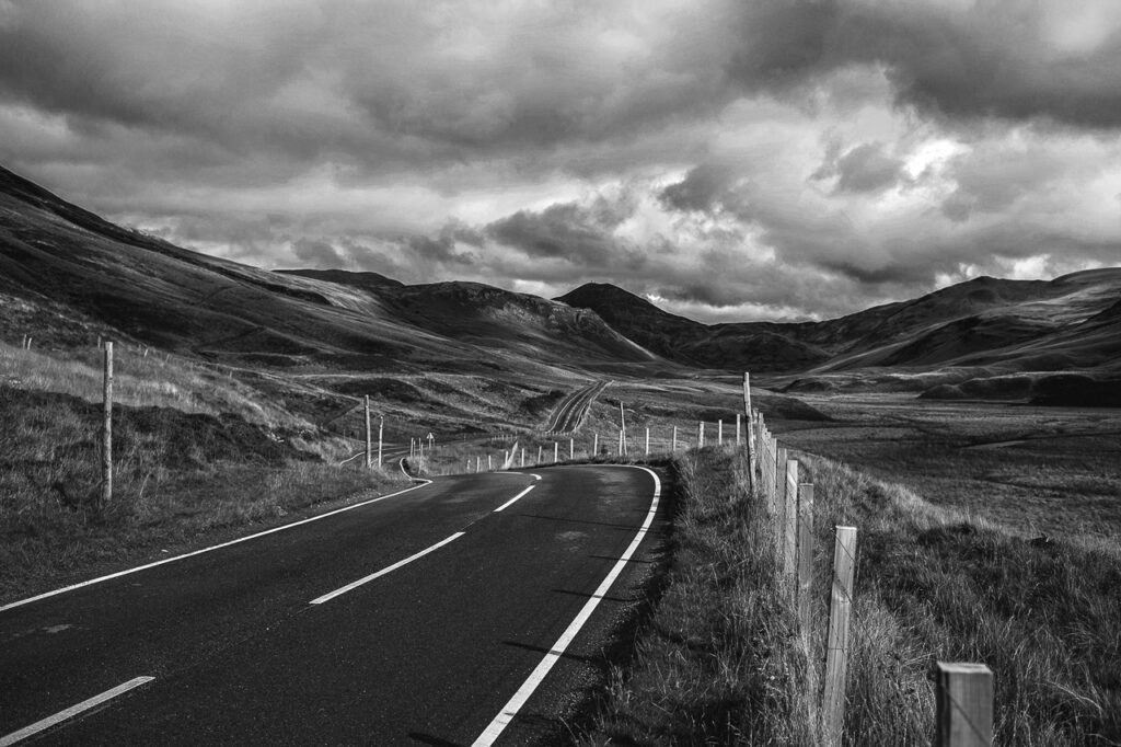 EnviraGallery-postthumb-15. Januar 2023 - scotland-Road- 02.jpg