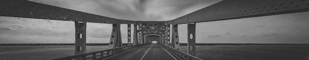 EnviraGallery-headerpic-06. März 2022 - norfolk 2 - scary bridge 1-2- 12.jpg