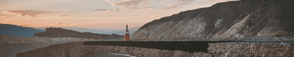 EnviraGallery-usatrip2022-12. März 2025 - Pastel-broken-road.jpeg- 02.jpg